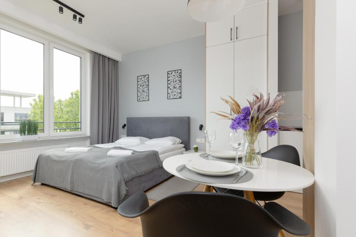 Image 2 of Wola Pet-friendly Apartments with AC Sławińska by Noclegi Renters