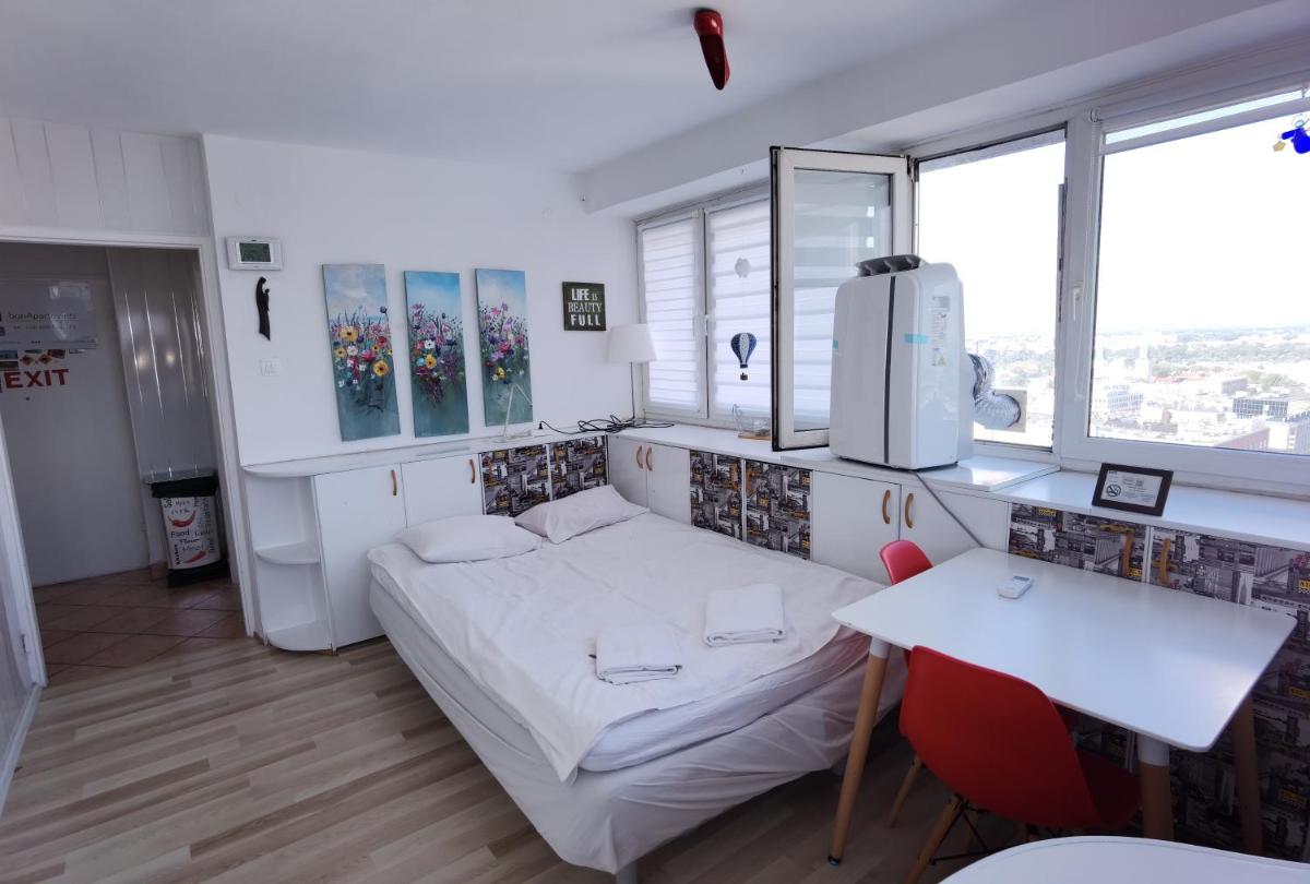 Image 1 of bonApartments