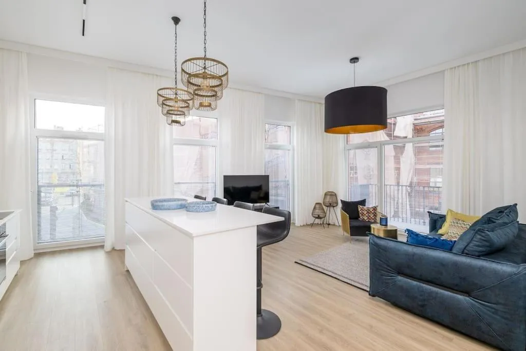 Image of 1-Bedroom Coffee Apartment ECRU near Metro WWA49