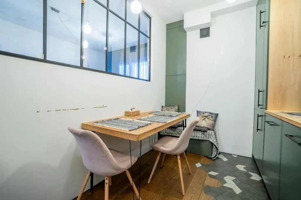 Image 3 of 2 Bedroom – Praga Urban Nest by ECRU WWA93