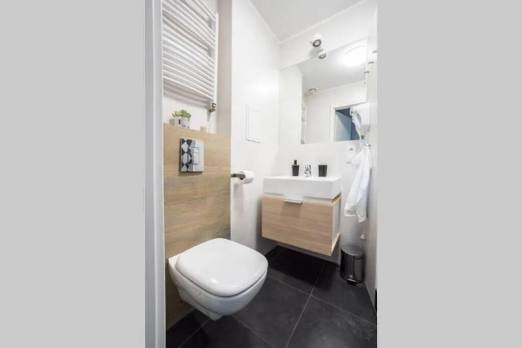 Image 2 of 2Eco Royal Apart City Center Senatorska Old Town Warsaw