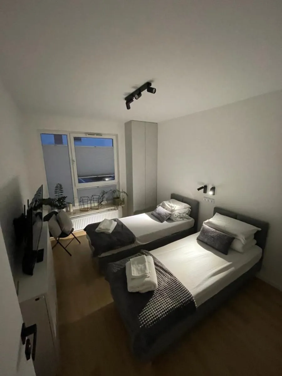 Image 6 of APARTAMENT 4 bed 2 room WARSAW