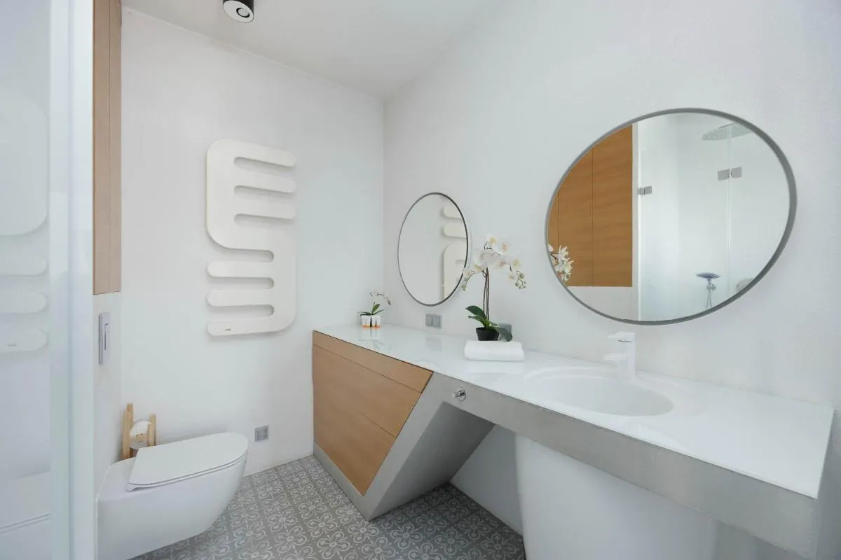 Image 4 of Air Conditioned Studio in Warsaw Close to the River with Parking and Desk by Noclegi Renters