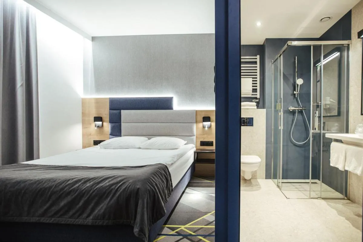 Image 1 of Air Hotel