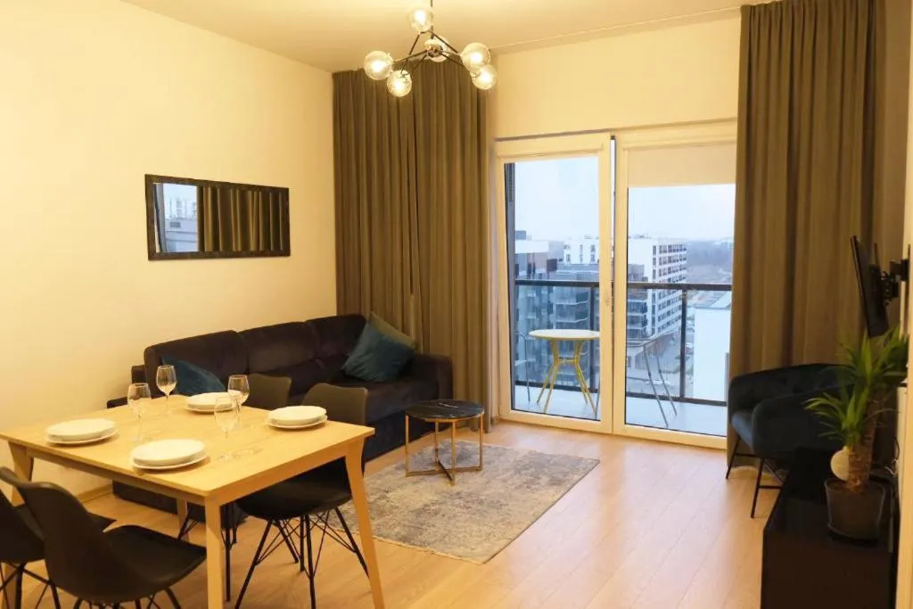 Image 2 of Apartament 9, z oddzielną sypialnią!
