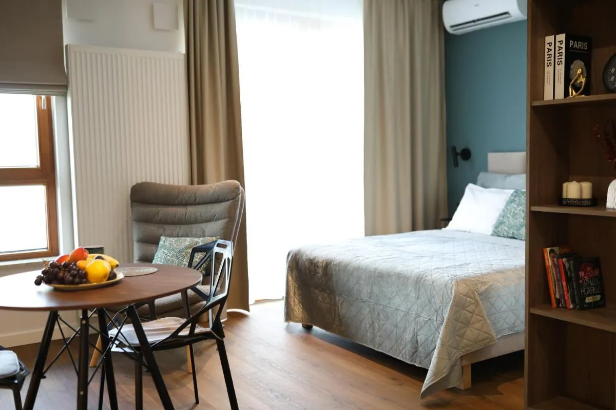 Image 1 of Apartament Zdziechowskiego with Parking and AC, Mokotów