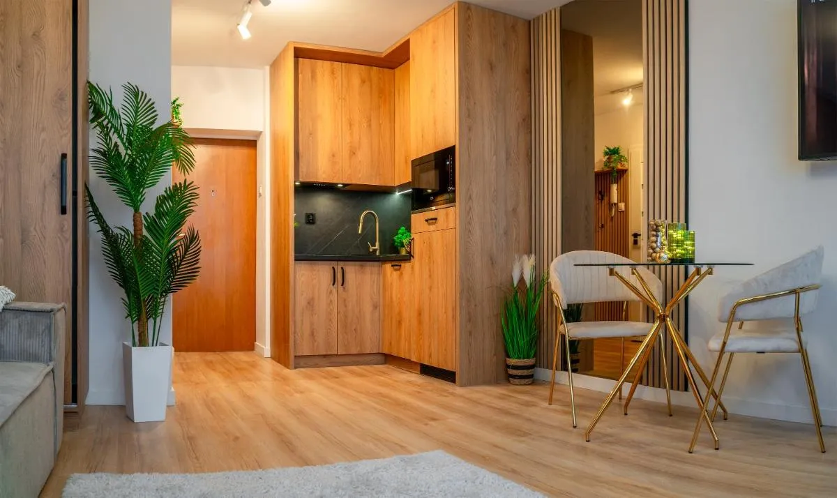 Image 2 of Atlas Design Apartment 2X