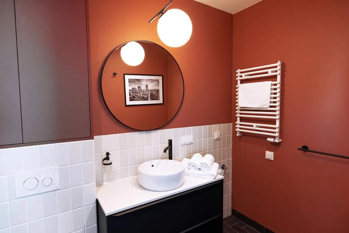 Image 1 of B85 Suites