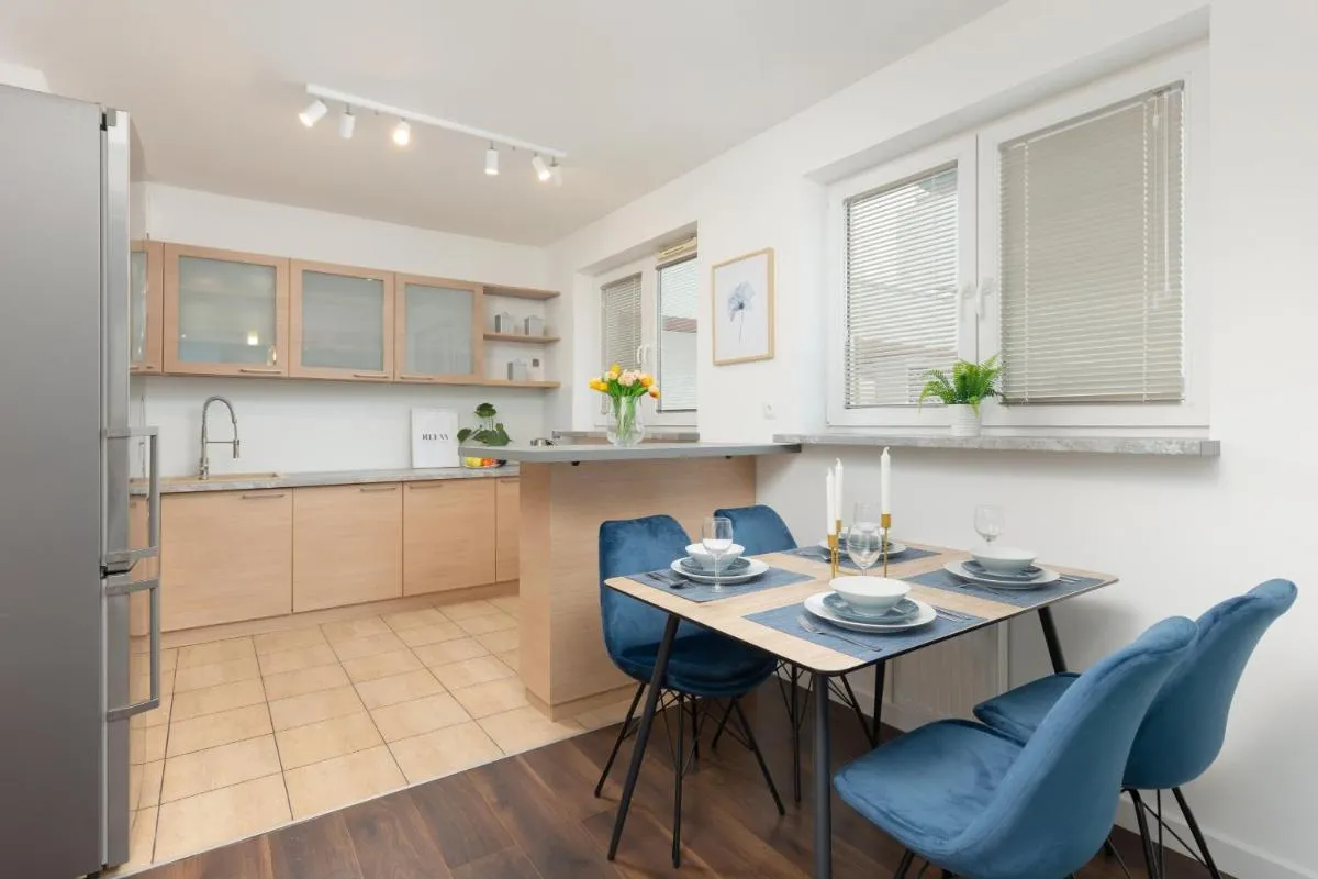 Image 5 of Beautiful & Spacious Warsaw Apartment by Noclegi Renters
