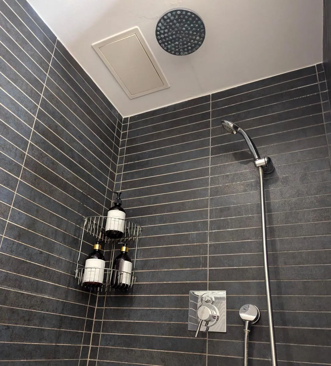 Image 3 of Bella Luna Luxury Suites – Spacious 1BR in Old Town