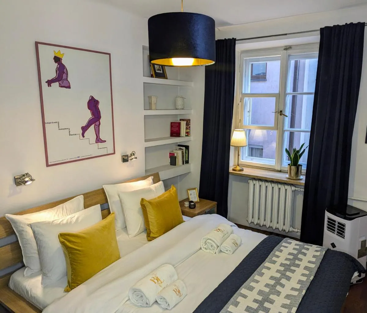Image 1 of Bella Luna Luxury Suites – Spacious 1BR in Old Town