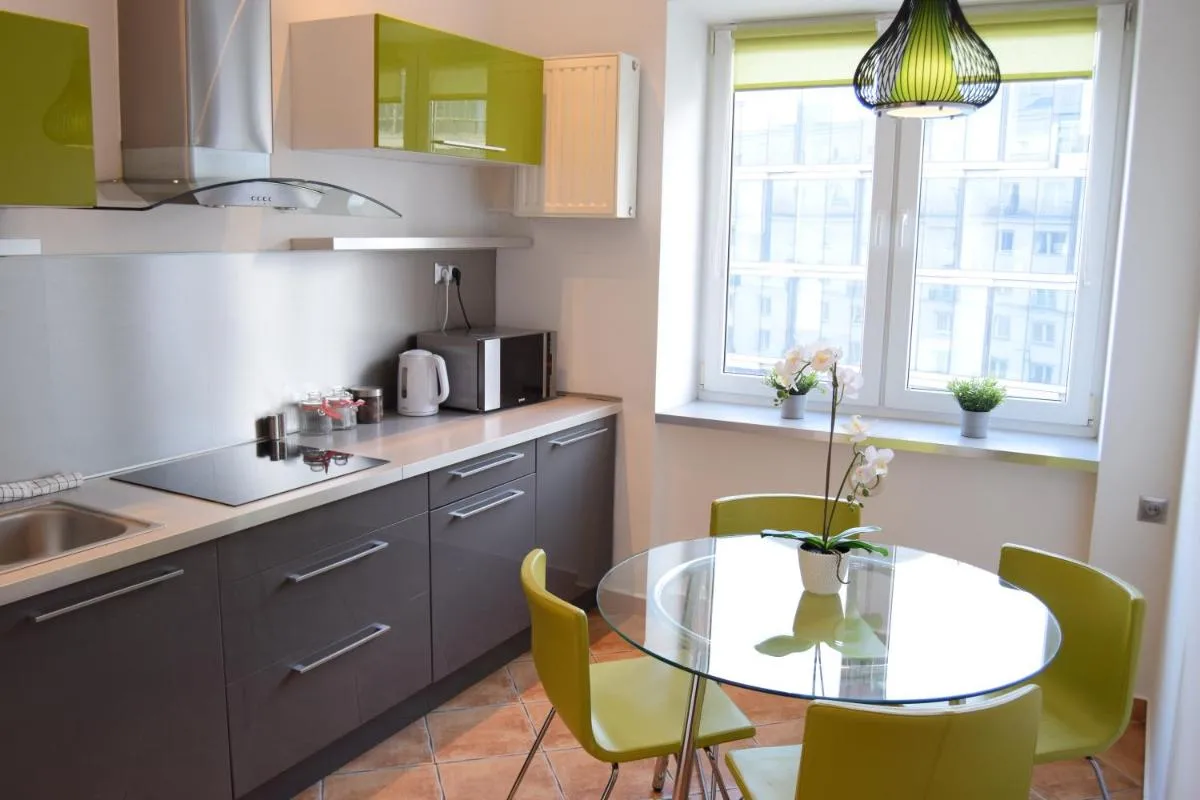 Image 3 of Be my Guest – Krucza Elegant Apartment – Rondo de Gaulle’a Center of Warsaw Metro Wi-Fi Breakfast
