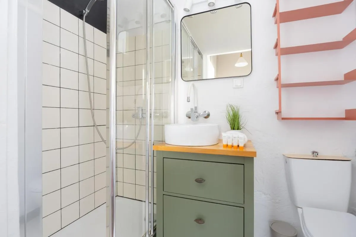 Image 4 of Bright Apartment in Downtown Warsaw by Noclegi Renters