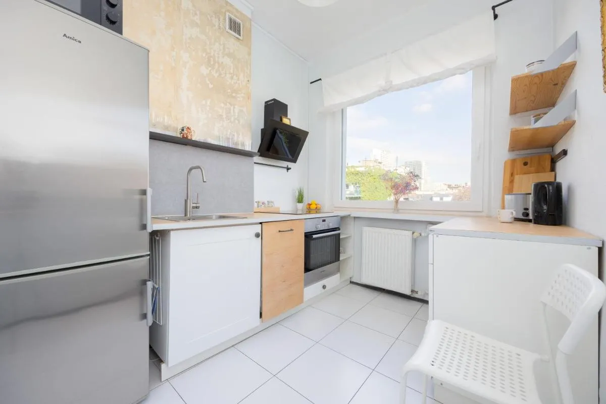 Image 3 of Bright Apartment in Downtown Warsaw by Noclegi Renters