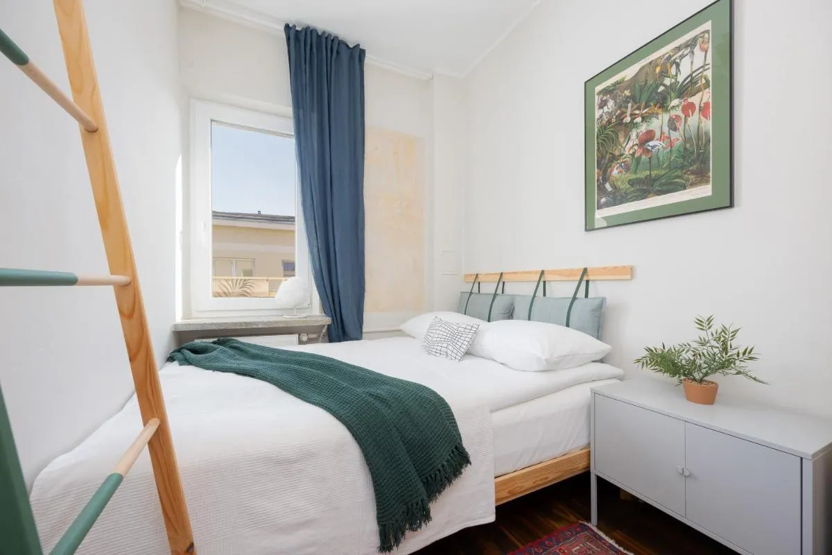 Image 1 of Bright Apartment in Downtown Warsaw by Noclegi Renters