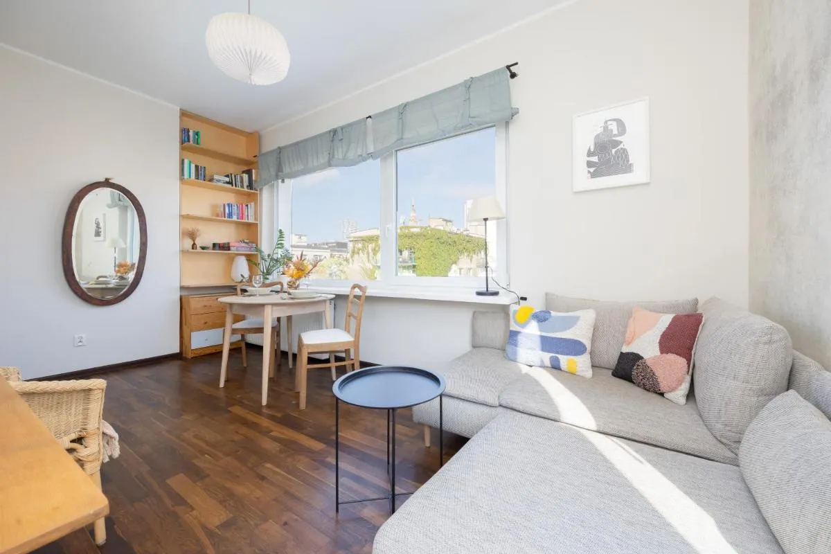 Image 5 of Bright Apartment in Downtown Warsaw by Noclegi Renters