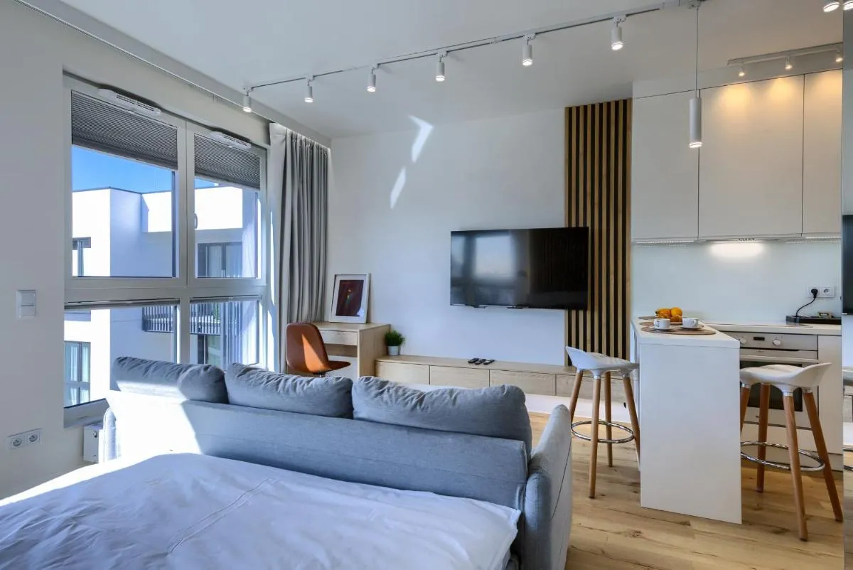 Image 4 of Central House Living