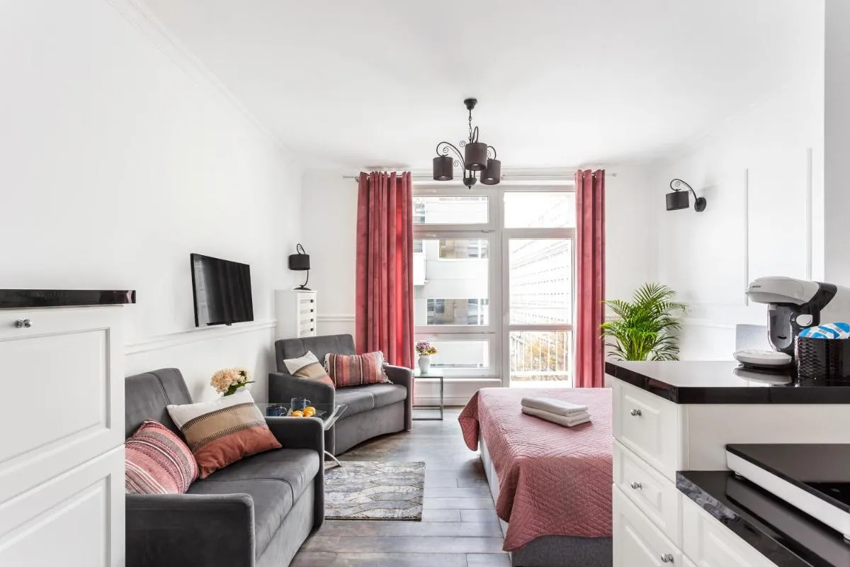 Image 6 of Charming Apartment in the City Center