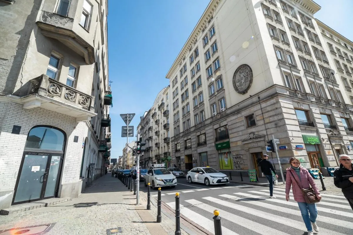Image 5 of City Centre Luxury Apartment