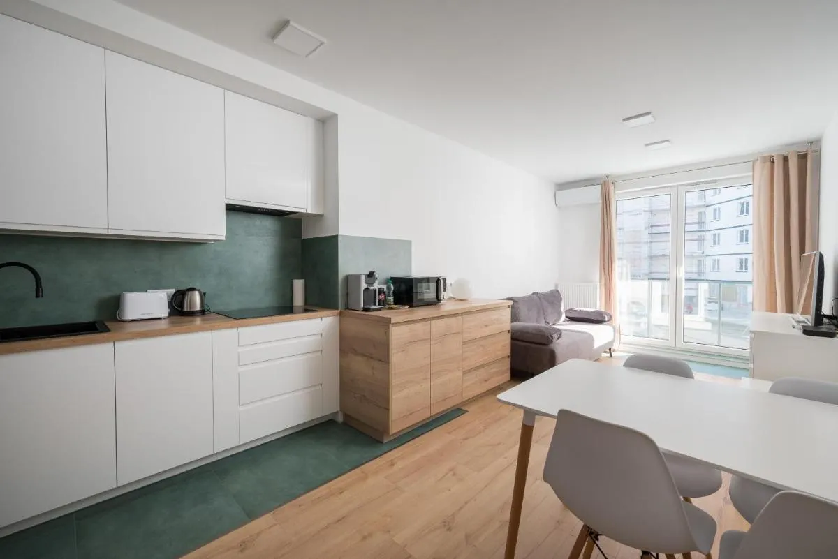 Image 3 of Comfort City Modern Studio