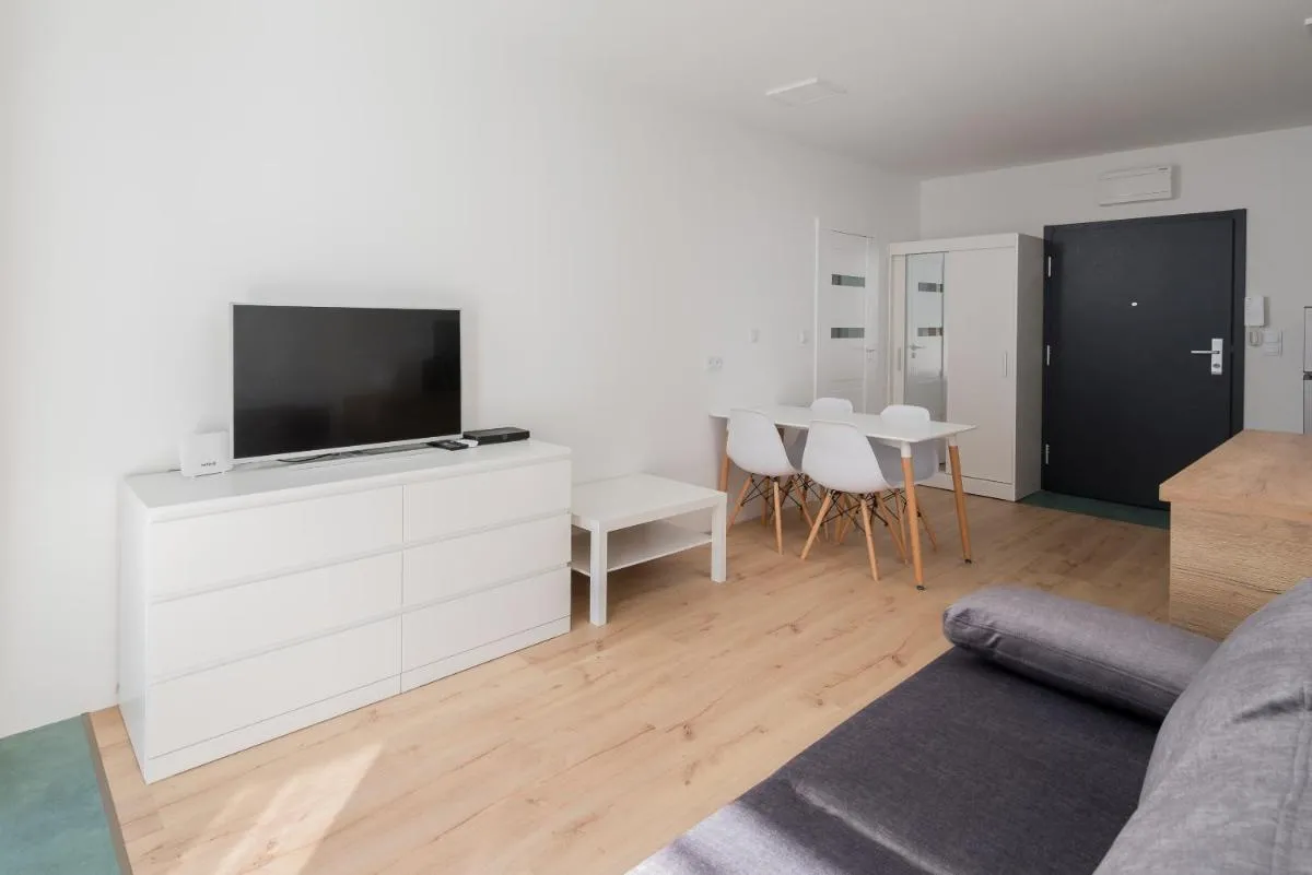 Image 4 of Comfort City Modern Studio