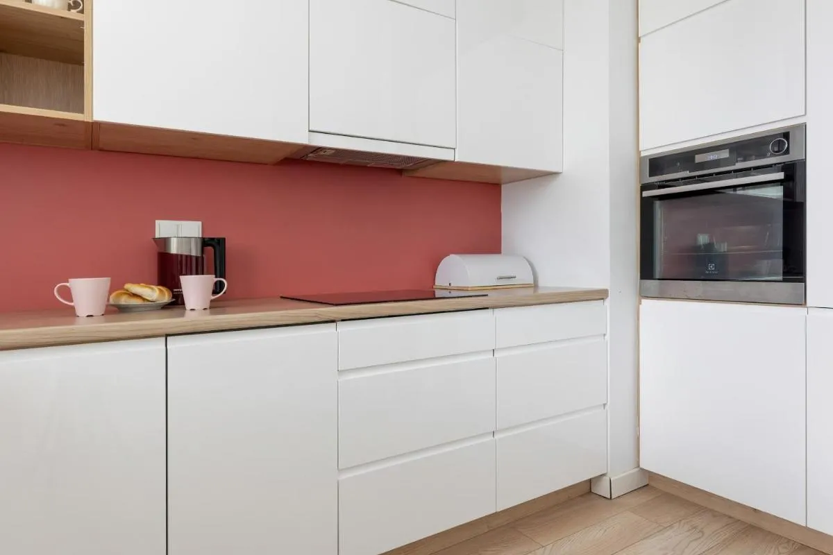 Image 2 of Cosy Apartment with Parking Nowaka-Jeziorańskiego Praga by Noclegi Renters