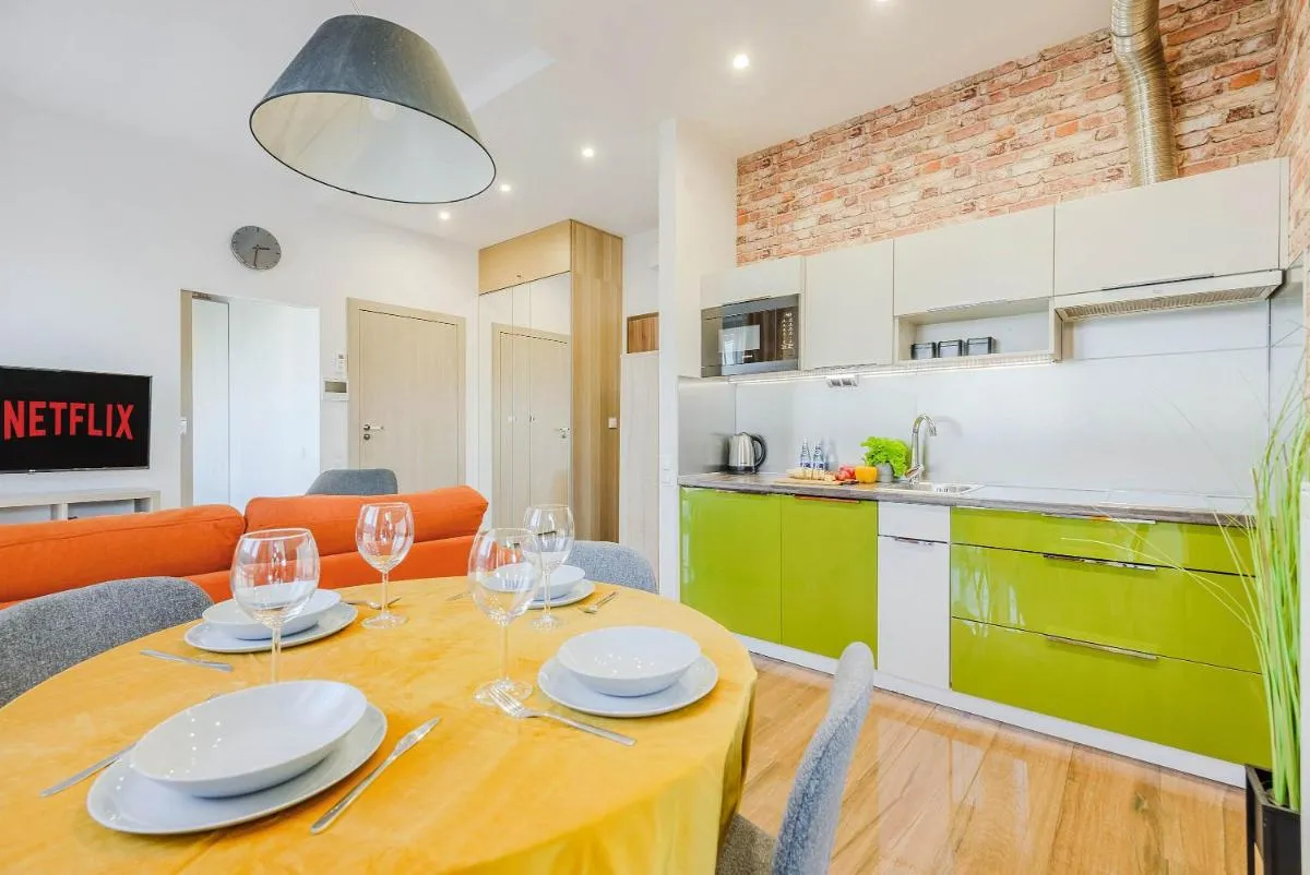 Image 4 of Cozy apartment with gym in the City Center