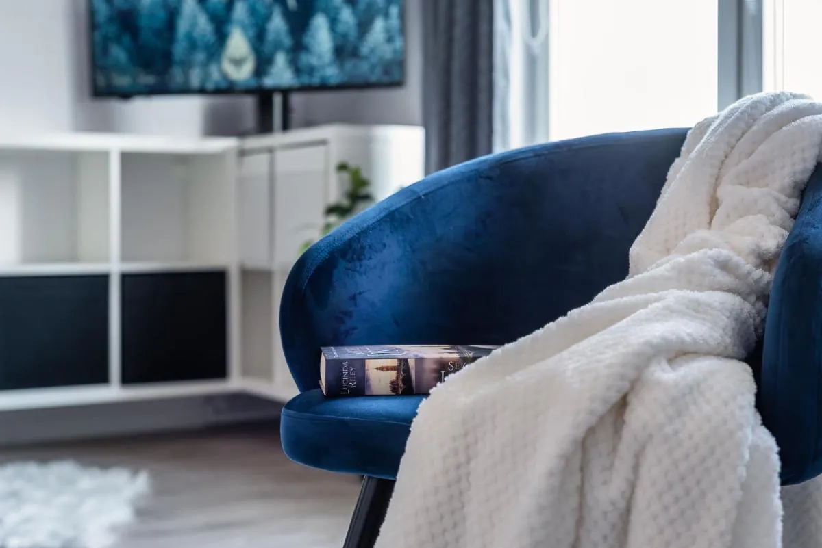 Image 4 of DREAMY modern apartment 13 min to Old Town in the beloved district of Warsaw Muranów