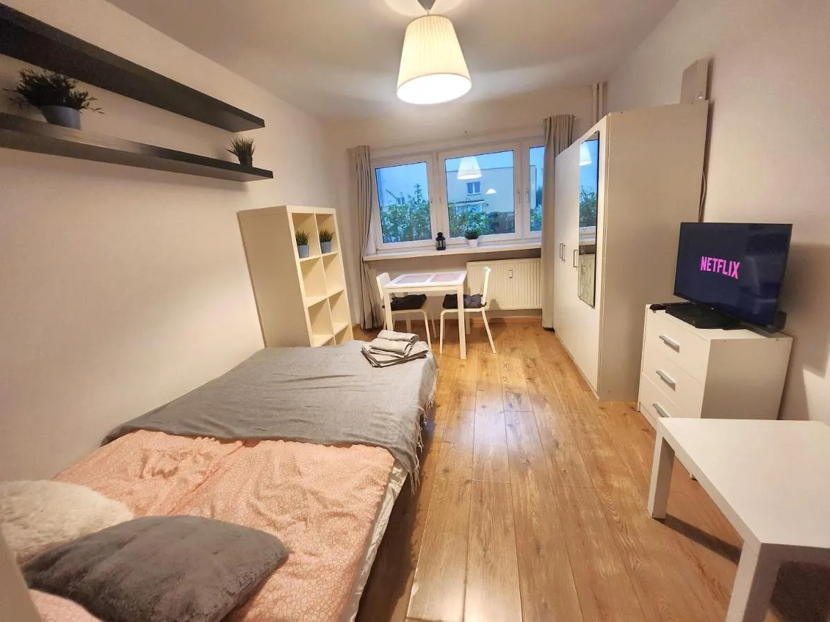 Image 1 of DeLux15 – Apartament Chmielna