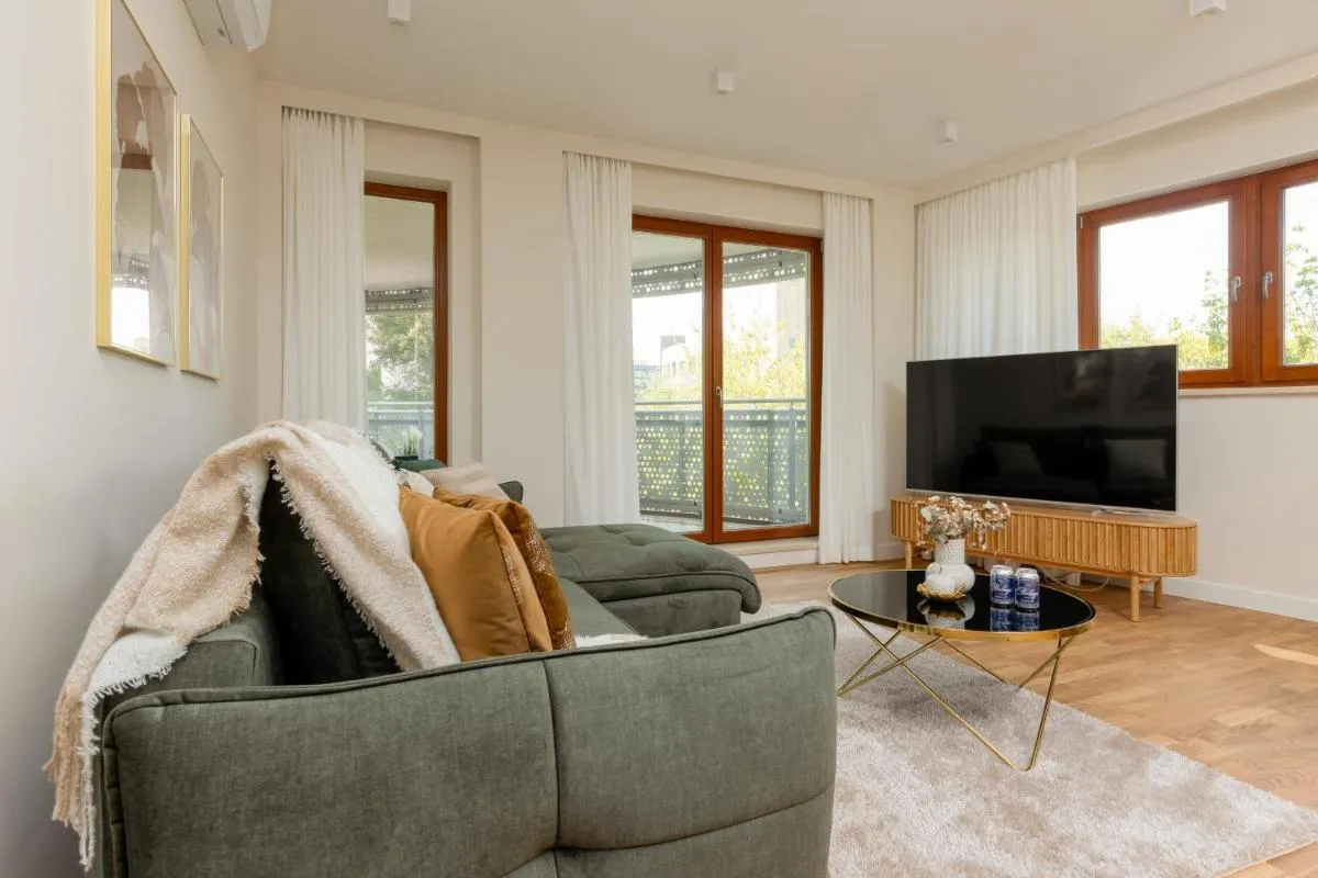 Image 3 of Deluxe Apartment Wronia 45 with AC, Parking & Balcony by Renters Prestige