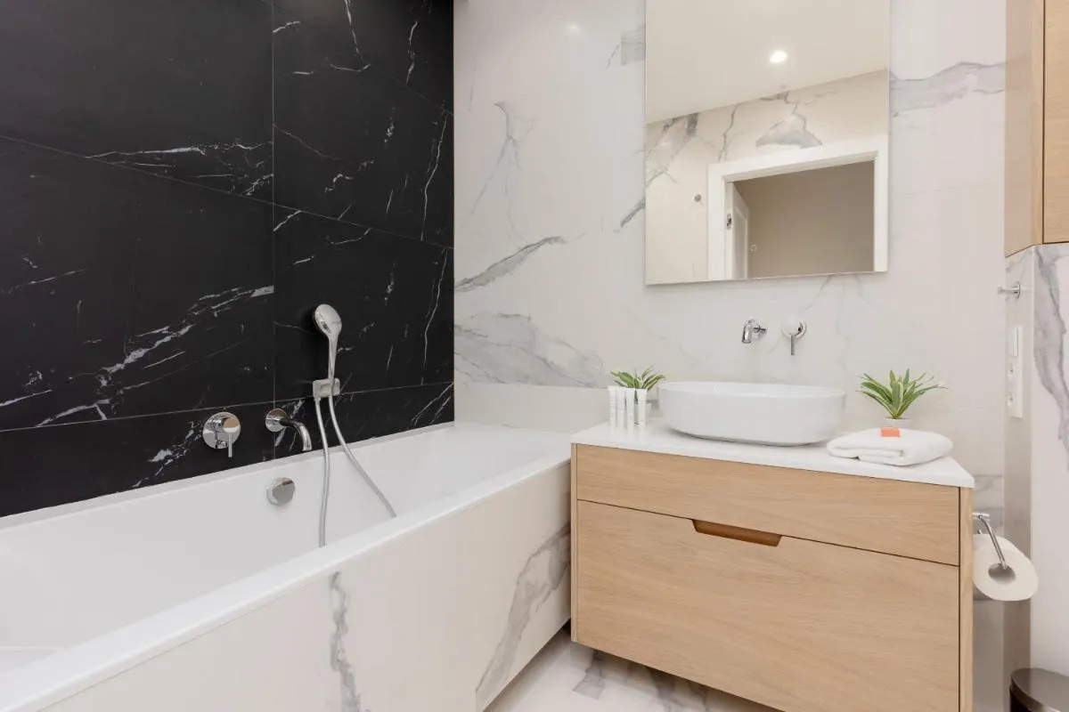 Image 5 of Deluxe Apartment Wronia 45 with AC, Parking & Balcony by Renters Prestige