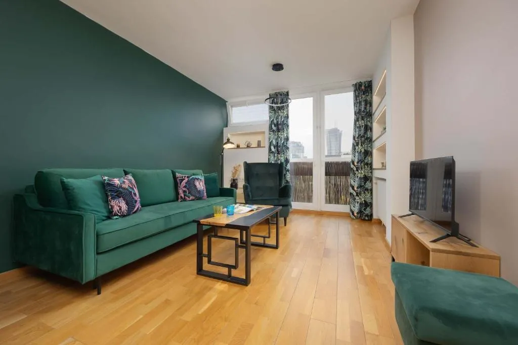 Image of Elegant Apartment Pereca Ideal for Remote Work in Warsaw City Centre by Noclegi Renters