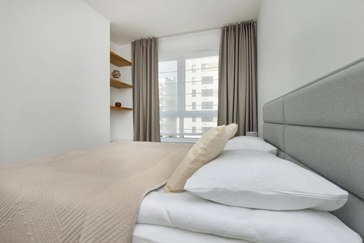 Image 4 of Elegant Apartments with Balcony & Parking Warsaw by Noclegi Renters