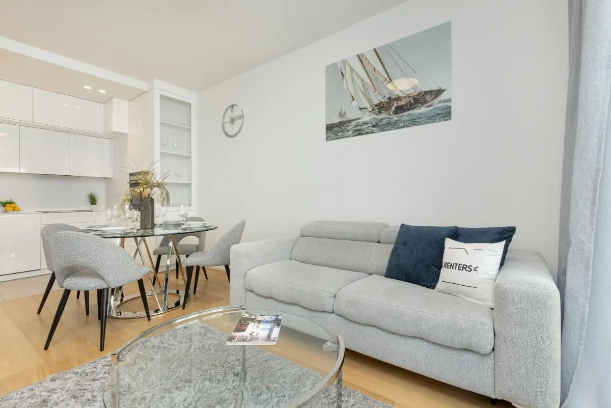 Image 2 of Elegant Apartments with Balcony & Parking Warsaw by Noclegi Renters