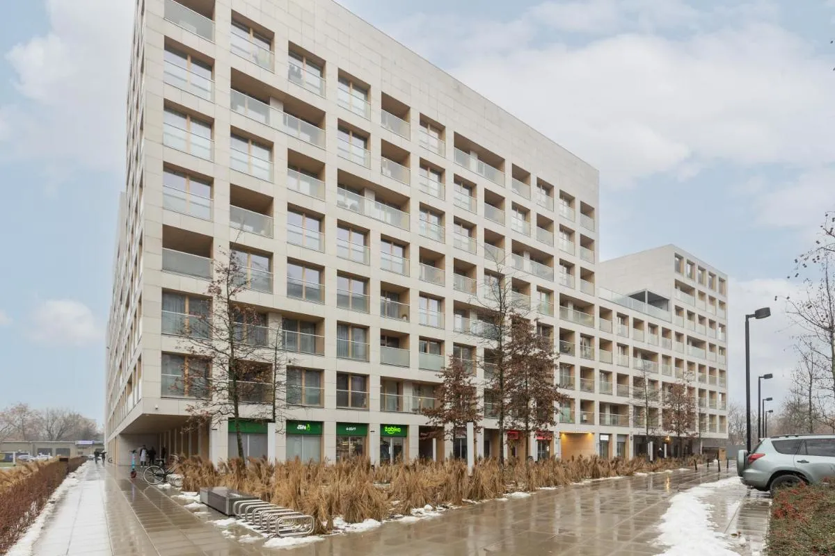 Image 4 of Elegant Apartment with Balcony & Bathtub Warsaw Wola by Noclegi Renters
