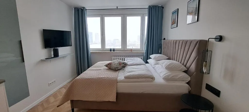 Image of Falcon Apartment Center 4 Metro Świętokrzyska