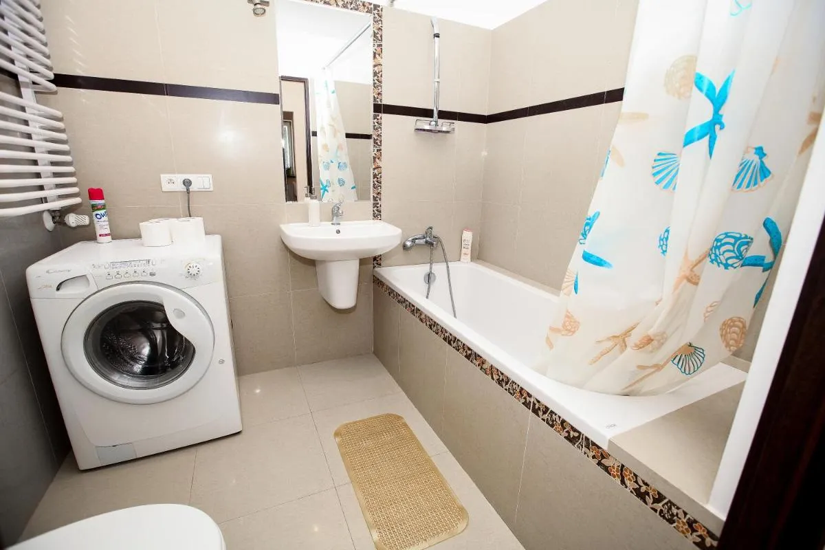 Image 2 of Fresh Green Kabaty apartment 4