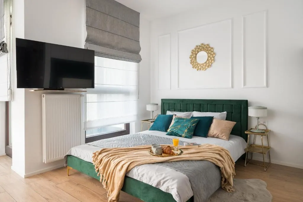 Image of Fully-equipped studio with garage, balcony, 300 m to Metro Station, only 10 min to city centre