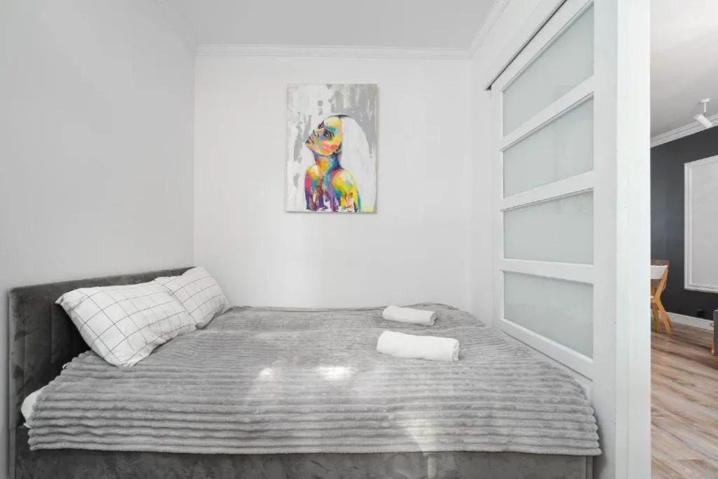 Image of Golden Apartments Warsaw-Cozy and Stylish – Aleja Solidarności
