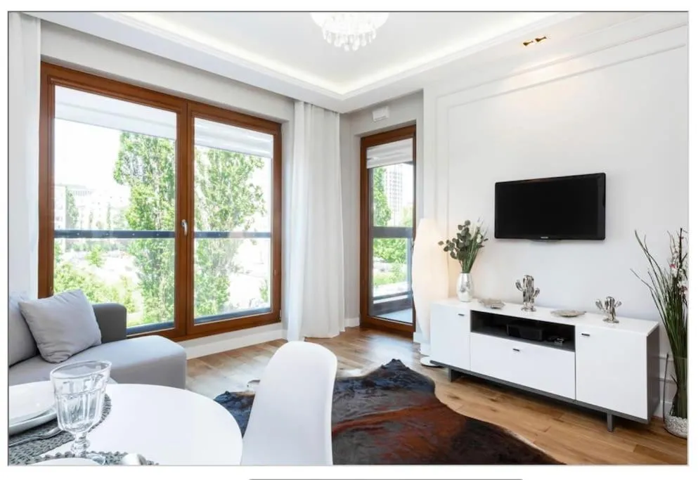 Image of Golden Apartments Warsaw – Luxury One Bedroom – Grzybowska 85-220