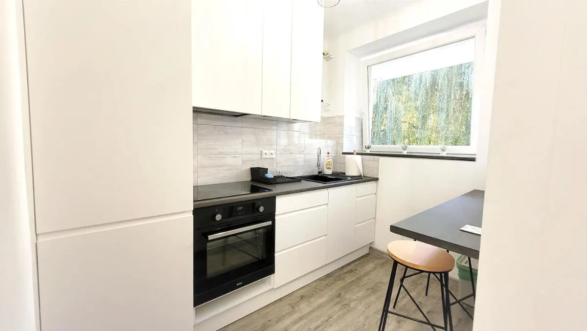 Image 3 of Great Life – apartment next to metro station