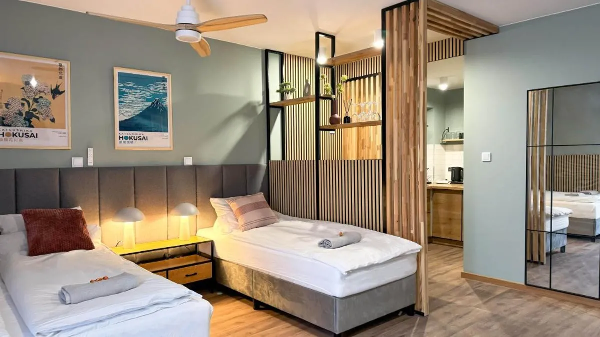 Image 1 of Green Apartment with balcony – free parking