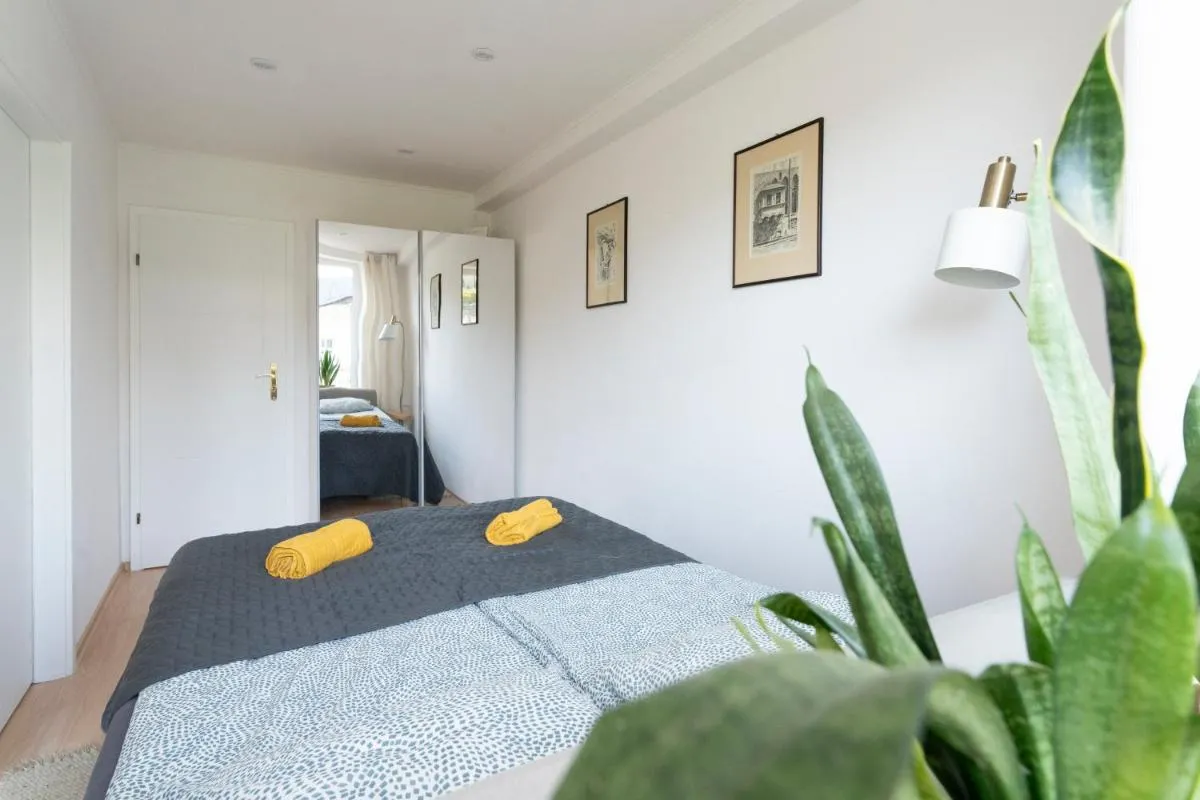 Image 6 of GreenPoint Hoża Apartment
