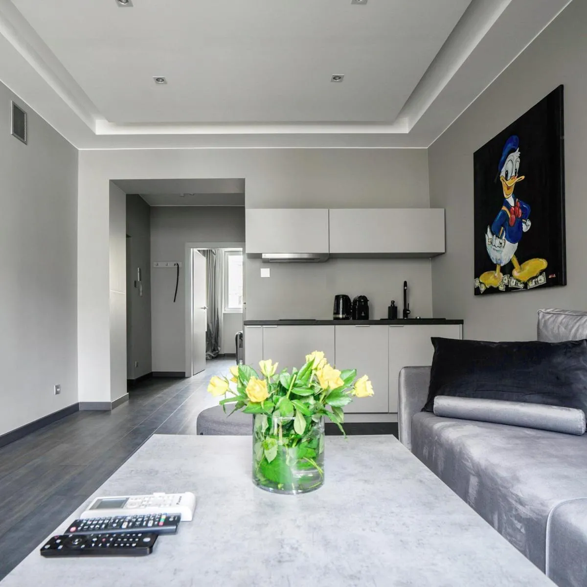 Image 4 of Grey House Warsaw