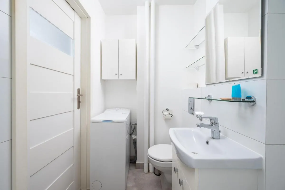 Image 2 of Grzybowska Blue City Centre Apartment