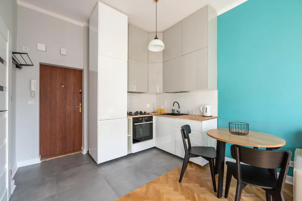 Image 2 of Grzybowska Sundown City Centre Apartment
