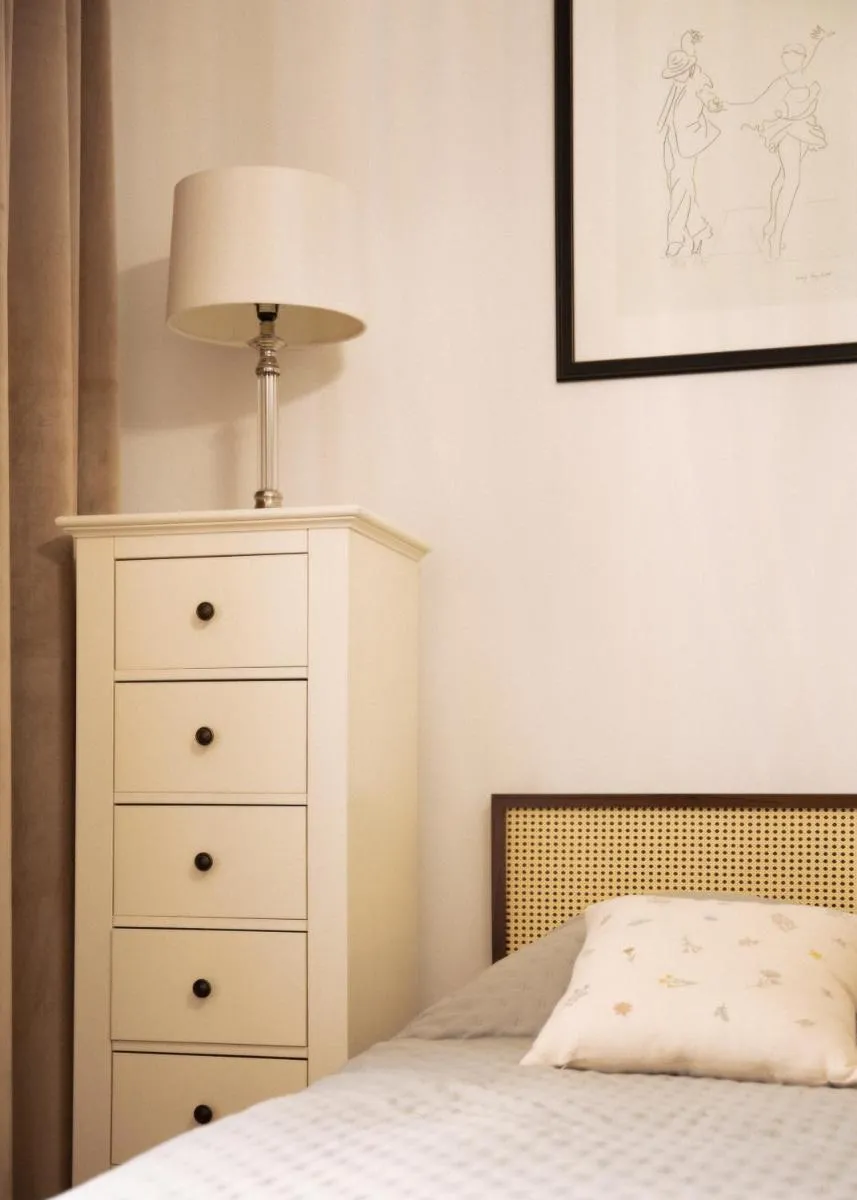 Image 5 of KOMFORTOWY APARTAMENT W ŚCISŁYM CENTRUM WARSZAWY Comfortable apartment in the very center of Warsaw