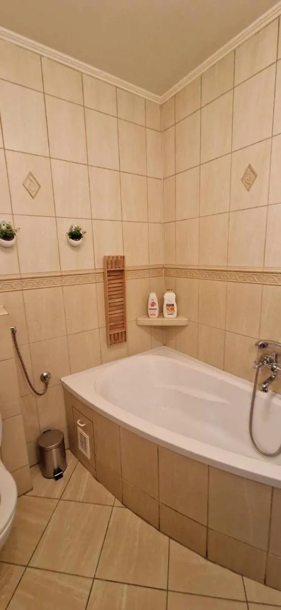 Image 4 of Kasia house
