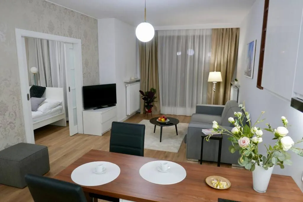 Image of Kieślowskiego Apartment vis-a-vis Town Hall