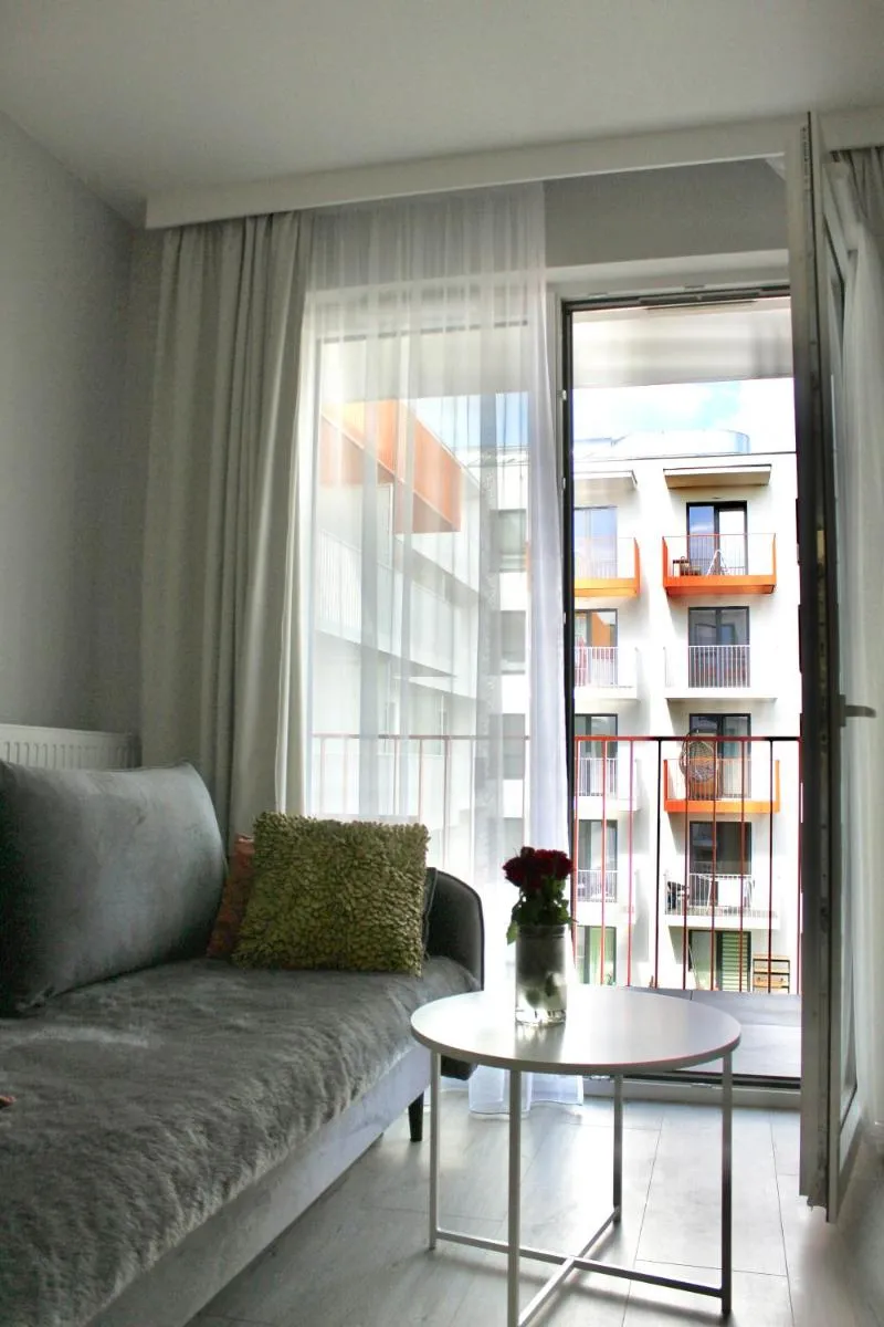 Image 3 of LUX 2 pokojowe Apartment in Warszawa z bezpłatnym podziemnym parkingem
